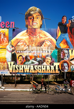 L'Inde Old Delhi de gigantesques Affiches de cinéma sur Netaji Subhash Banque D'Images