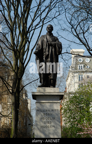 Statue de William Pitt dans Hanover Square Mayfair Londres Angleterre Banque D'Images