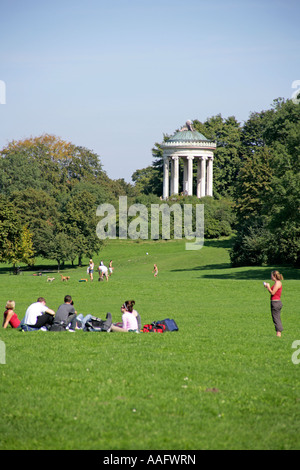 Au jardin anglais, Monopteros Munich, Bavière, Allemagne Banque D'Images