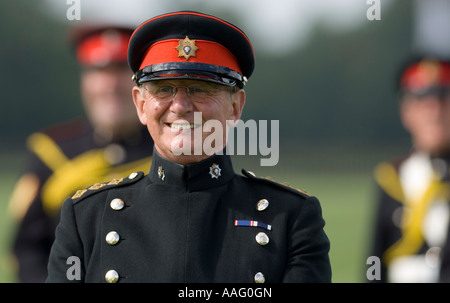 Bande militaire au Guards Polo Club Angleterre Berkshire Windsor Park Banque D'Images