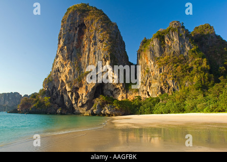 Hat Phra Nang Railay Mer Andaman Krabi Province Thaïlande Asie du sud-est Banque D'Images