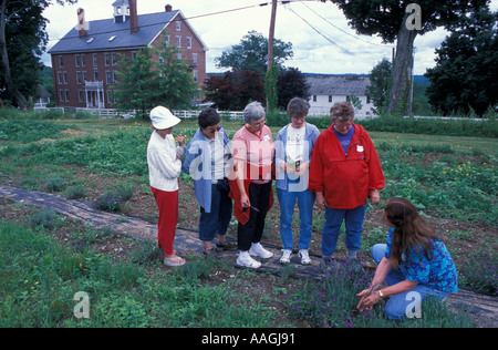 Moi Gloucester une classe de jardinage au Lycée Saint-Louis Lake Shaker Village Banque D'Images