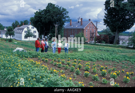 Moi Gloucester une classe de jardinage au Lycée Saint-Louis Lake Shaker Village Banque D'Images