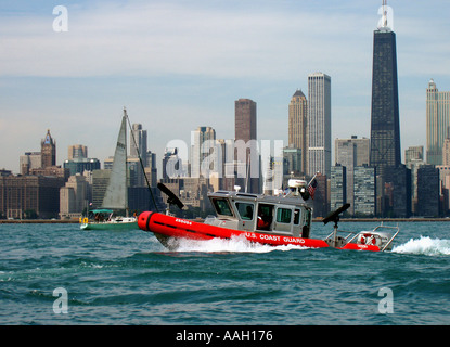 Bateau de la Garde côtière des États-Unis, Chicago, Illinois, États-Unis Banque D'Images