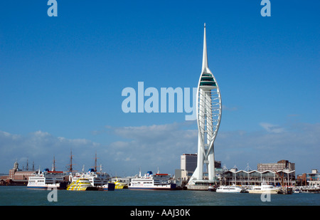 Emirates Spinnaker Tower, Portsmouth Harbour, Portsmouth, Hampshire, Angleterre, Royaume-Uni, GB. Banque D'Images