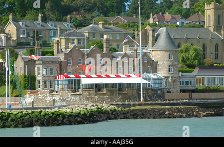 Château de Cowes, RYS, Royal Yacht Squadron, Cowes, Ile de Wight, Angleterre, Royaume-Uni, GB. Banque D'Images