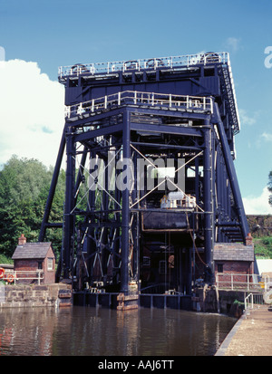 Élévateur à bateau Anderton, Trent et Mersey Canal, Anderton, près de Northwich, Cheshire, Angleterre, Royaume-Uni. Banque D'Images