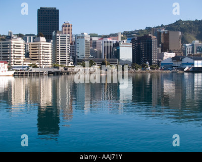 Cityscape harbour réflexions CBD de la ville de Wellington en Nouvelle-Zélande Banque D'Images