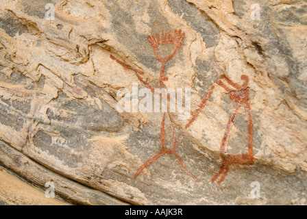 Scène de chasse (peinture rupestre) - - carnaúba dos dantas -Rio Grande do Norte Brésil, d'anciens pictogrammes sur une paroi de rochers Banque D'Images