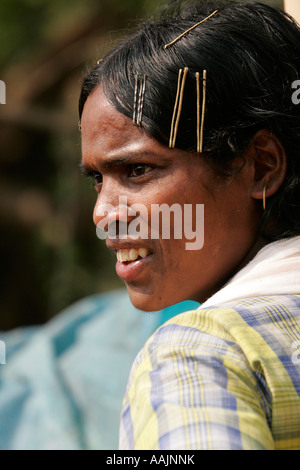 Tribesman au marché à Bissamcuttack, Chatikona, Orissa, Inde Banque D'Images