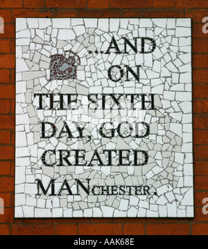 Et le sixième jour Dieu a créé la mosaïque de MANchester Affleck s Palace Manchester UK Banque D'Images