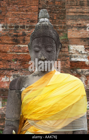 Statue au Wat Mahathat Banque D'Images