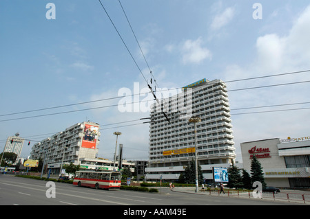 Chisinau, la place de l'indépendance, l'Hotel National, la Moldova Tur Banque D'Images