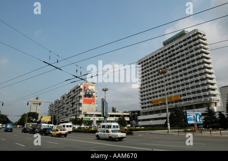 Chisinau, la place de l'indépendance, l'Hotel National, la Moldova Tur Banque D'Images