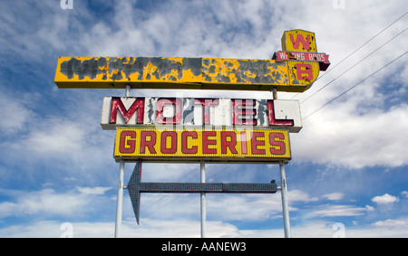 Whiting Bros garde située sur la vieille Route 66 dans la région de Casa Blanca Nouveau Mexique Banque D'Images