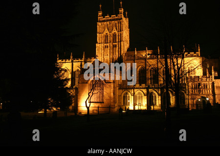 Le Malvern Priory de nuit. Malvern Worcestershire UK Banque D'Images