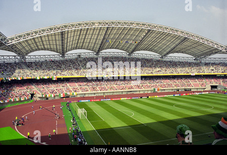 À l'intérieur Grand Cygne Niigata stadium FIFA Coupe du Monde 2002 Cameroun République d'Irlande Japon Niigata Banque D'Images