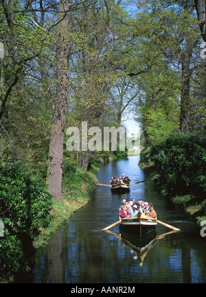 Dessau-Woerlitz Royaume, Schochs Garten Jardin, vue de barques et Venustempel, l'Allemagne, la Saxe-Anhalt, Dessau Banque D'Images