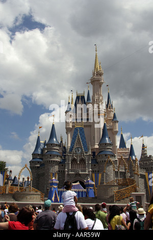 Château de Cendrillon au Magic Kingdom de Disney Banque D'Images