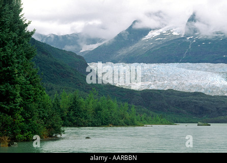 MENDENHALL GLACIER comme semblent le PRF MENDENHALL LAKE ALASKA JUNEAU Banque D'Images