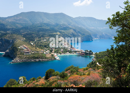 Voir d'Assos Assos de château, Kefalonia, îles Ioniennes, Grèce Banque D'Images