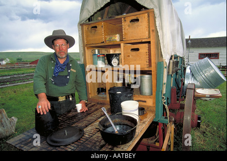 4039 Elk263 Deer Lodge Montana Ranch Grant Kohrs NHS chuckwagon avec Cook Banque D'Images