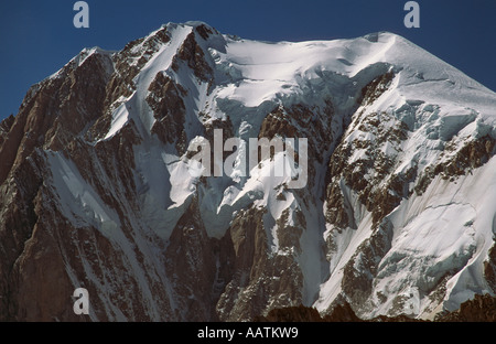 Un téléobjectif vue du sommet du Mont Blanc pris de la pointe Helbronner Italie Banque D'Images