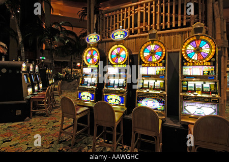 Les machines à sous dans le casino de l'hôtel de Sun City en Afrique du Sud. Banque D'Images