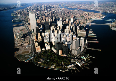 Vue aérienne de l'île de Manhattan New York City pre 911 Banque D'Images