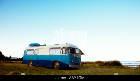 Camping-bus garé pour la nuit liberté parking gratuit Banque D'Images