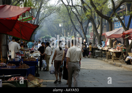 Xian, Chine - Daqingzhen avec street district Si les étals du marché Banque D'Images