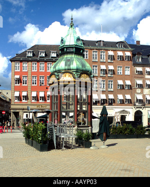 Le Roi Kongens Nytorv s New Square est la plus grande place à Copenhague Banque D'Images