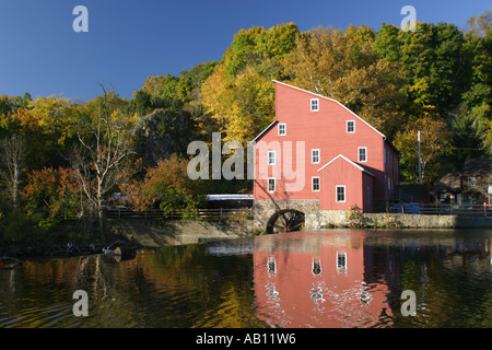 Clinton's monument Moulin Rouge, situé dans Hunterdon County, New Jersey, États-Unis Banque D'Images