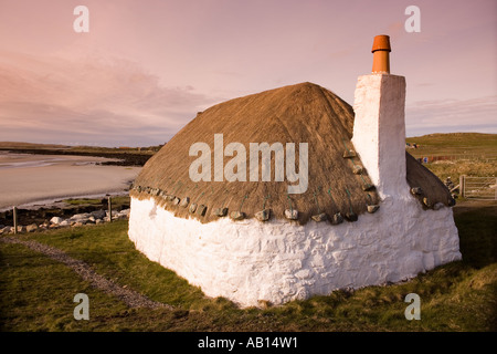 UK Ecosse Îles Hébrides extérieures North Uist whitehouse côtières restauré Banque D'Images