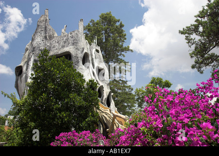 Hang Nga Guesthouse ou Crazy House architectes bâtiment fantaisistes Dalat Vietnam du sud-est Banque D'Images