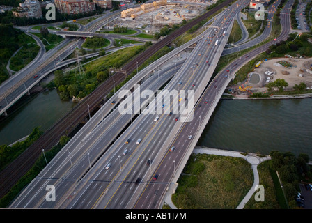Pont sur la route de Toronto Vue aérienne du réseau Banque D'Images