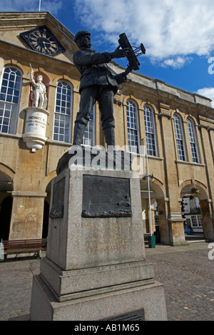 Statue de Charles Stewart Rolls de Monmouth, dans le sud du Pays de Galles, Royaume-Uni Banque D'Images