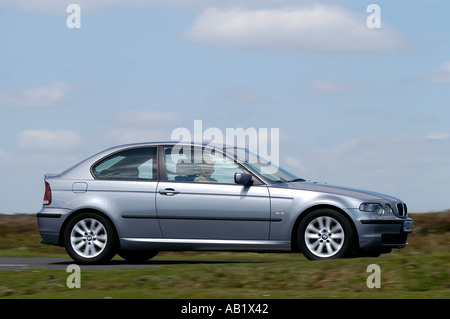 2004 BMW 318 Compact Banque D'Images