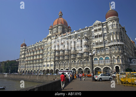 Taj Mahal Palace and Tower ou Taj Mahal Hotel en front de Colaba Mumbai Inde Banque D'Images