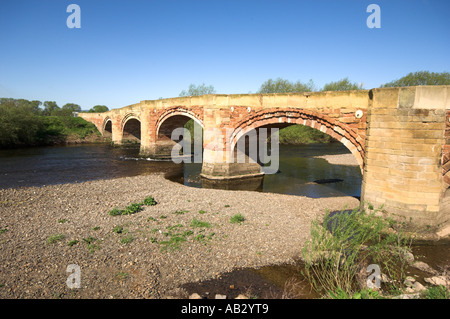 Cinq-pont voûté, Bangor-sur-Dee, au nord du Pays de Galles. Banque D'Images