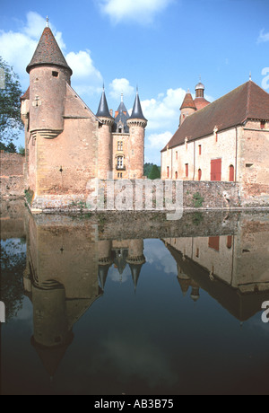 Le 14ème siècle, le Château de La Clayette Banque D'Images