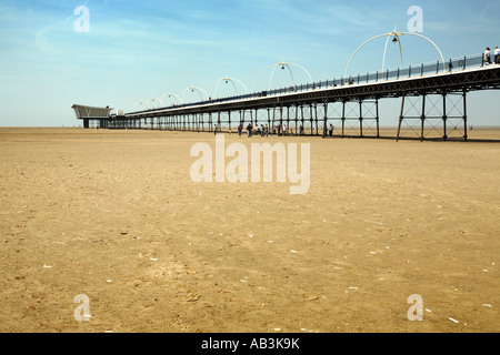 Southport Pier et de la plage Banque D'Images