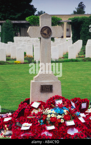 Dans le cimetière commémoratif à Ranville Calvados Normandie France Banque D'Images