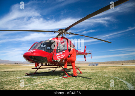 Hélicoptère Bell 407, un pôle à l'autre, premier vol polaire, Nevada Banque D'Images