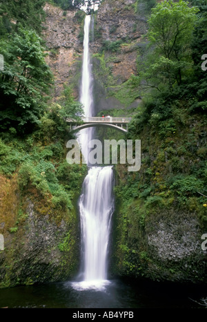 Cascades de Multnomah Oregon OU Banque D'Images