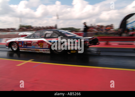 Dodge Avenger pro stock drag racing moteur chrysler voiture corperation à mantrop park Suède Banque D'Images