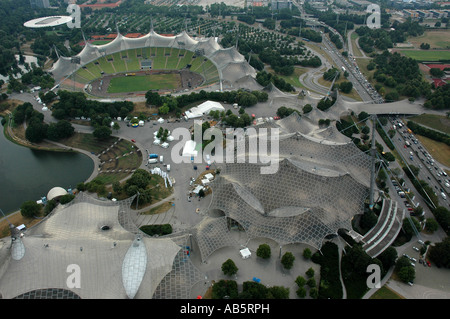 Olympia Stadium et Parc Olympia vue aérienne du Tour Olympique Munich Bavaria Allemagne Banque D'Images
