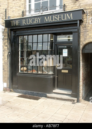 Le Warwickshire Rugby Rugby Museum souvenirs sportifs associés à la partie qui a été fondée à l'école de Rugby Banque D'Images