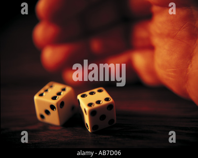 Jeter les dés Banque D'Images