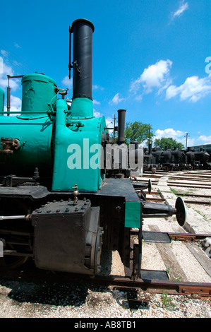 Une vieille locomotive de l'ère soviétique à la Magyar Vasuttorteneti ou Parc Parc d'histoire ferroviaire hongrois un musée ferroviaire à Budapest Hongrie Banque D'Images